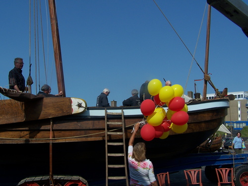 ballonnen in Egmondse kleuren 