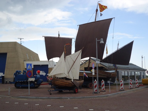 Opgesteld voor de loods in Egmond